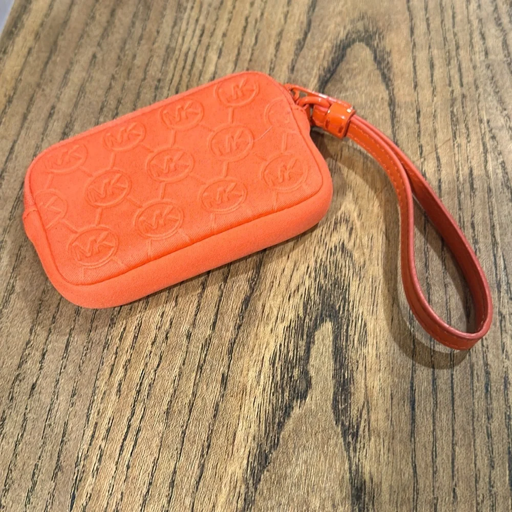 Michael Kors Neoprene coin bag orange - Picture 3 of 6